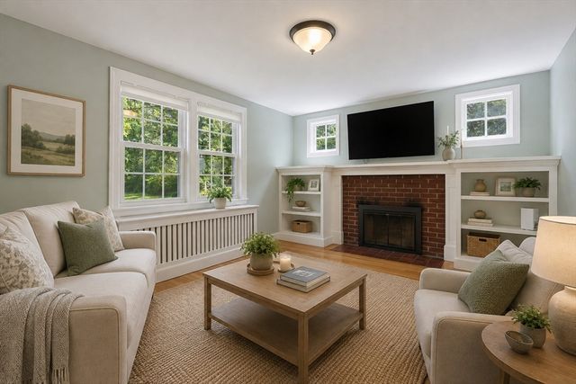 50 Rustic Rd, Walpole, MA 02032