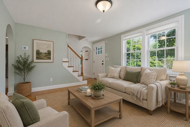50 Rustic Rd, Walpole, MA 02032