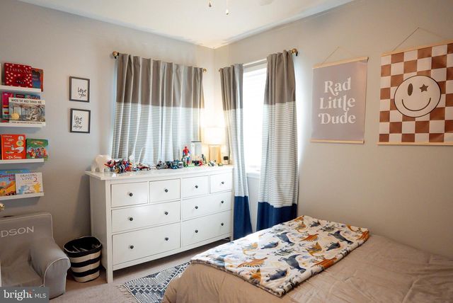 1817 W CLEAR LAKE DR, Salisbury, MD 21804