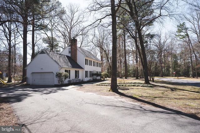 1817 W CLEAR LAKE DR, Salisbury, MD 21804