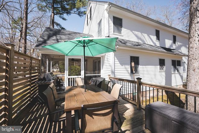 1817 W CLEAR LAKE DR, Salisbury, MD 21804