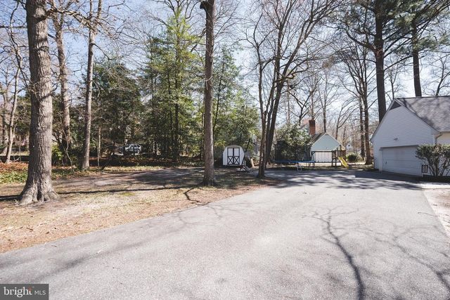 1817 W CLEAR LAKE DR, Salisbury, MD 21804