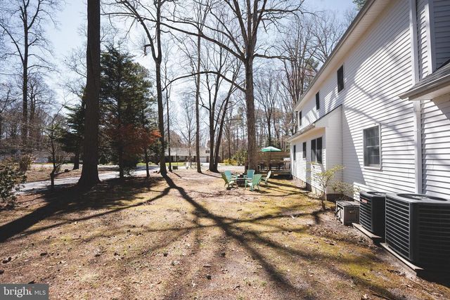 1817 W CLEAR LAKE DR, Salisbury, MD 21804