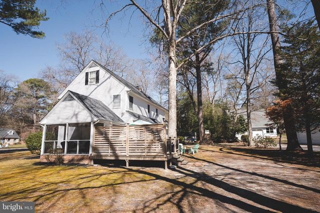 1817 W CLEAR LAKE DR, Salisbury, MD 21804