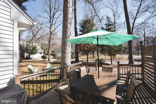 1817 W CLEAR LAKE DR, Salisbury, MD 21804