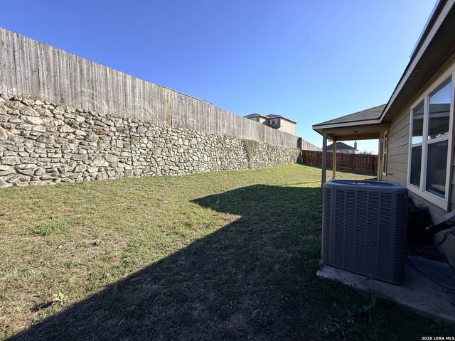 25002 Marshall, San Antonio, TX 78261