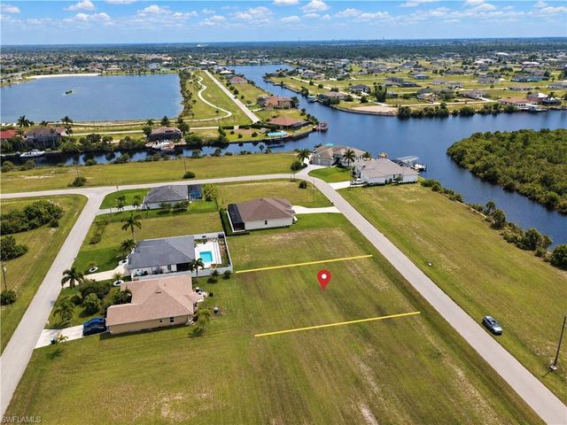 4715 NW 36th ST, Cape Coral, FL 33993