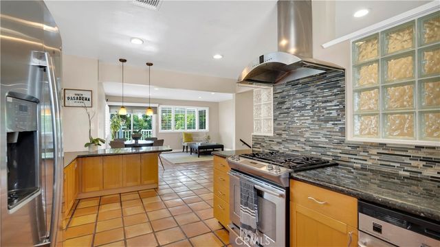 407 Alta Vista, South Pasadena, CA 91030