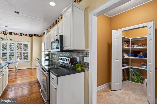 132 DARBY DR, Winchester, VA 22602