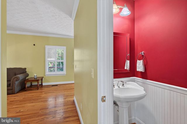 132 DARBY DR, Winchester, VA 22602