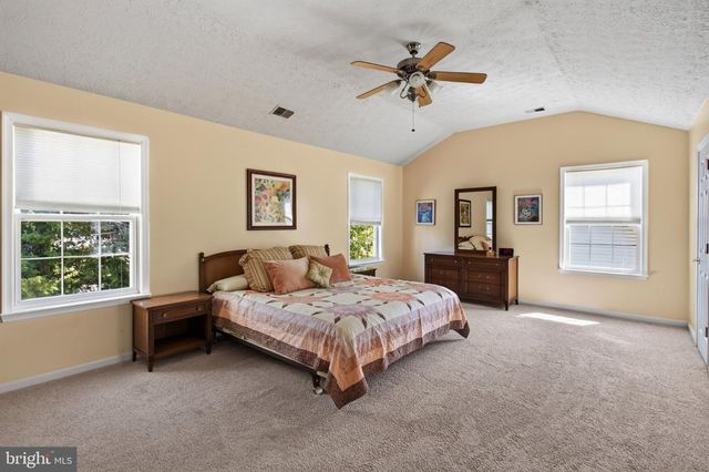 132 DARBY DR, Winchester, VA 22602