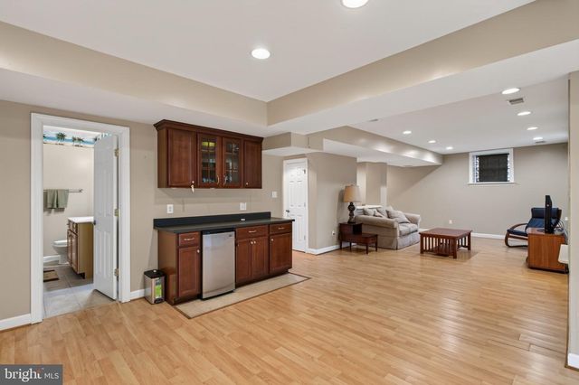 132 DARBY DR, Winchester, VA 22602