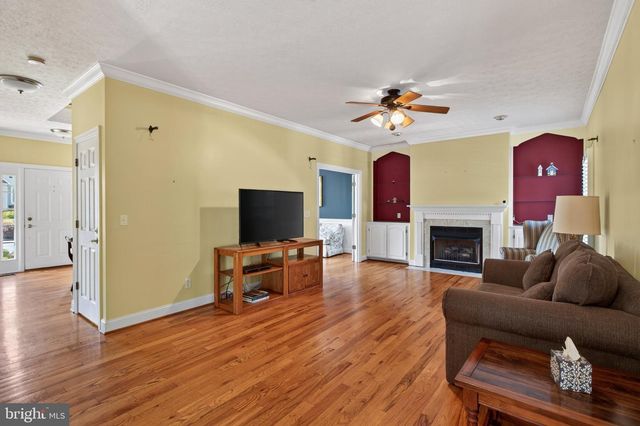 132 DARBY DR, Winchester, VA 22602
