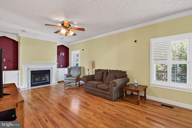 132 DARBY DR, Winchester, VA 22602