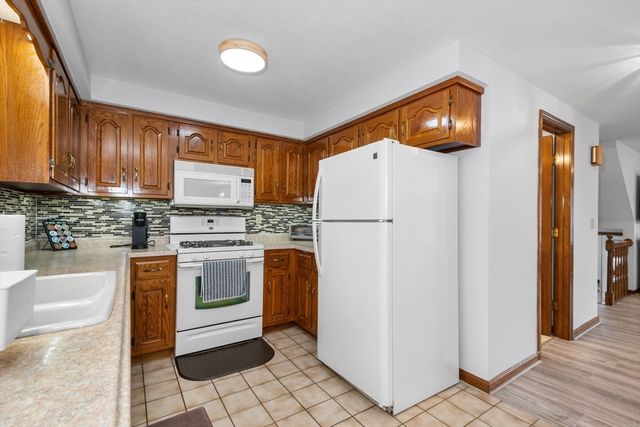 78 Dana Ave, Worcester, MA 01604
