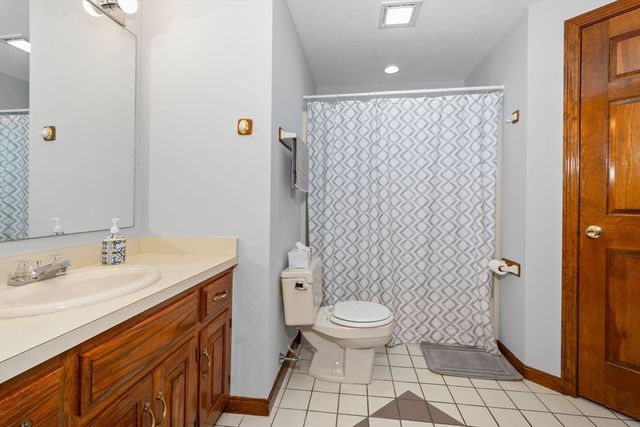 78 Dana Ave, Worcester, MA 01604