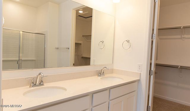 11869 E Arabelle Drive, Vail, AZ 85641