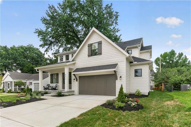 4017 W 67 Street, Prairie Village, KS 66208