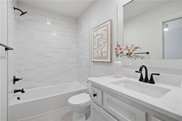 4017 W 67 Street, Prairie Village, KS 66208