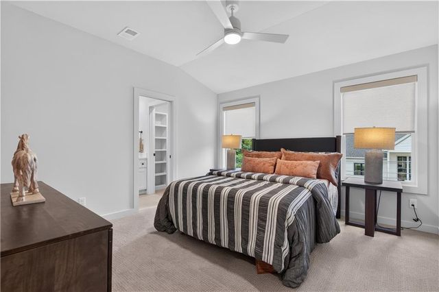 4017 W 67 Street, Prairie Village, KS 66208