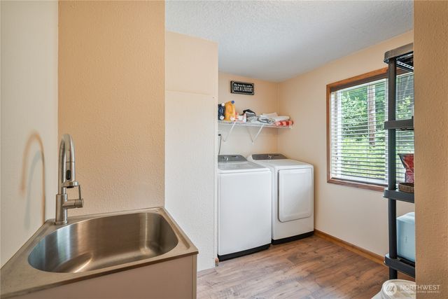 1430 Hazel Dell, Castle Rock, WA 98611