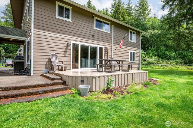 1430 Hazel Dell, Castle Rock, WA 98611