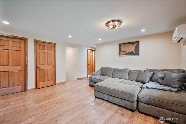1430 Hazel Dell, Castle Rock, WA 98611