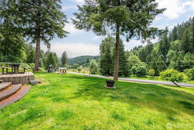 1430 Hazel Dell, Castle Rock, WA 98611