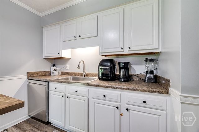 70 Dove Court, Richmond Hill, GA 31324