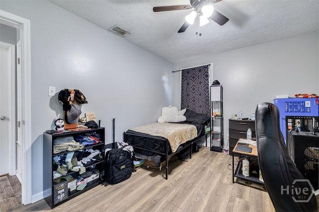 70 Dove Court, Richmond Hill, GA 31324