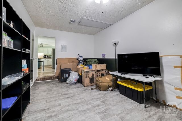 70 Dove Court, Richmond Hill, GA 31324