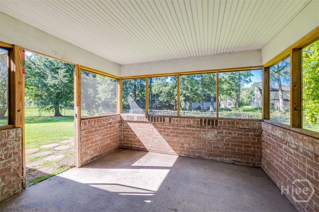 70 Dove Court, Richmond Hill, GA 31324