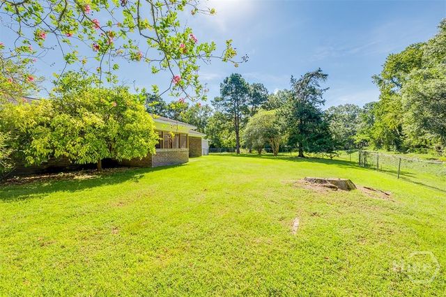 70 Dove Court, Richmond Hill, GA 31324