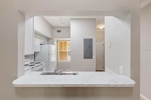 9177 SW 52ND ROAD 102, Gainesville, FL 32608