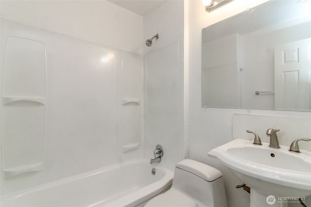 5637 S I Street, Tacoma, WA 98408