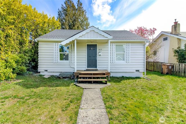 5637 S I Street, Tacoma, WA 98408