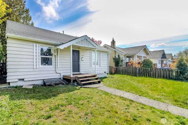 5637 S I Street, Tacoma, WA 98408