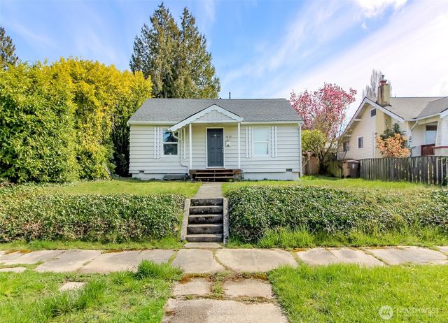 5637 S I Street, Tacoma, WA 98408