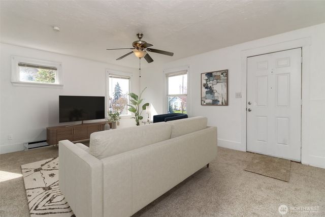 5637 S I Street, Tacoma, WA 98408