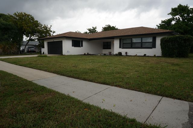 1513 39TH Street, West Palm Beach, FL 33407