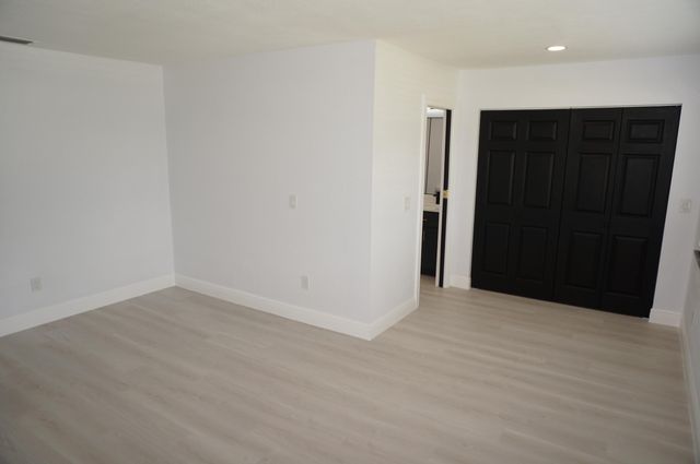 1513 39TH Street, West Palm Beach, FL 33407