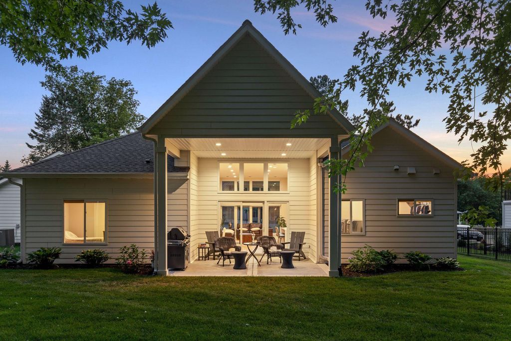 1105 Creekside Crossing, Stillwater, MN 55082 — photo 5