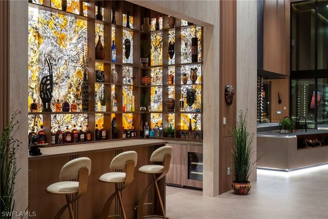 6616 Trail BLVD, Naples, FL 34108