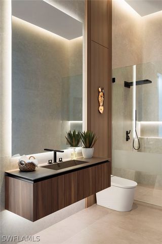 6616 Trail BLVD, Naples, FL 34108