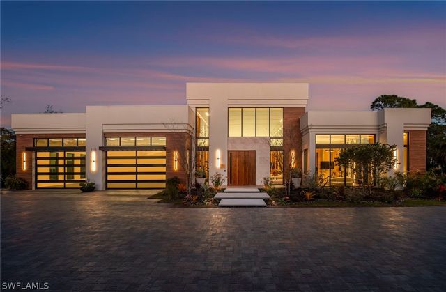 6616 Trail BLVD, Naples, FL 34108