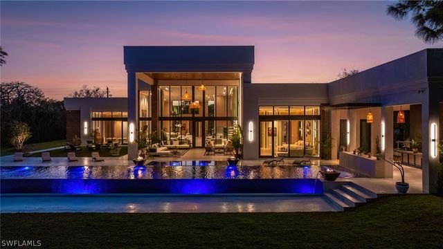 6616 Trail BLVD, Naples, FL 34108