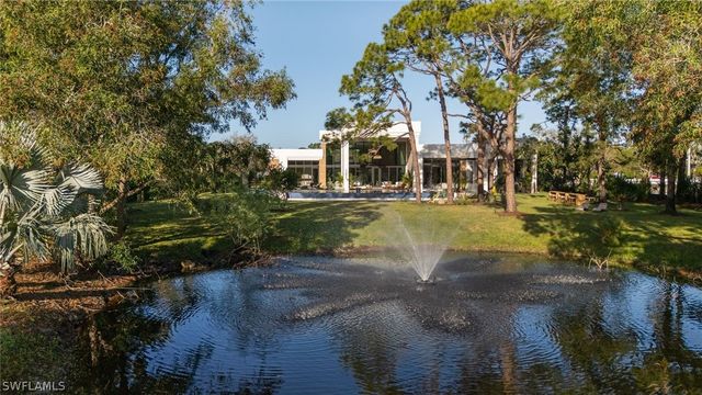 6616 Trail BLVD, Naples, FL 34108