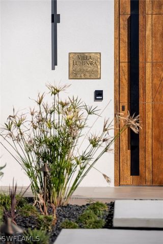 6616 Trail BLVD, Naples, FL 34108