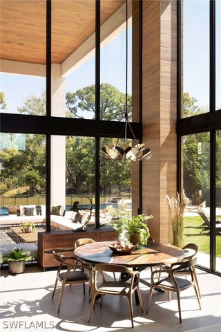 6616 Trail BLVD, Naples, FL 34108