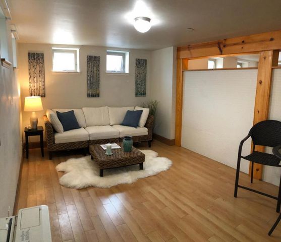 2870 Chesterfield Drive, Santa Cruz, CA 95062